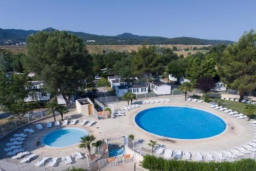 Mobil Home Tout Confort 6 Personnes Climatise Au Pied Du Luberon Ла-Рок-д'Антерон Экстерьер фото