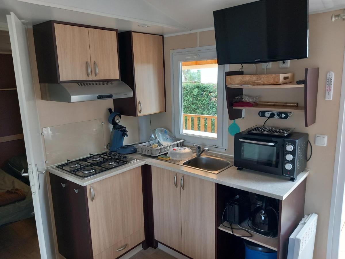 Mobil Home Tout Confort 6 Personnes Climatise Au Pied Du Luberon Ла-Рок-д'Антерон Экстерьер фото